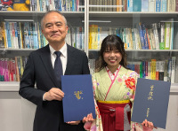 佐藤人巴（B4）が、人格・学業ともに優秀な学生を表彰する計測自動制御学会のSICE優秀学生賞を受賞しました。